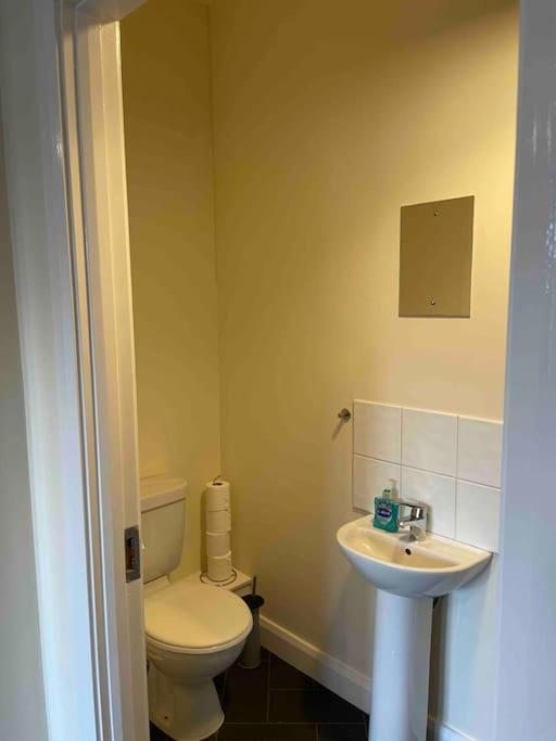 Close To Belfast City Centre.Modern Opened Planned Екстериор снимка