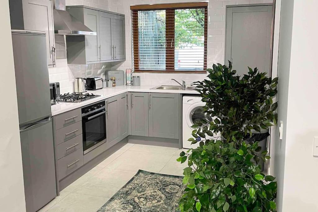 Close To Belfast City Centre.Modern Opened Planned Екстериор снимка